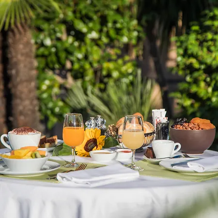 Otel La Palma Au